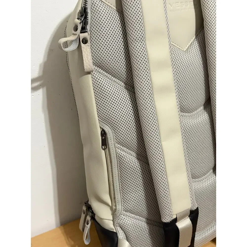 VESSEL Signature Backpack Latte Cream Black Luxury Travel Laptop Work Bag 22L